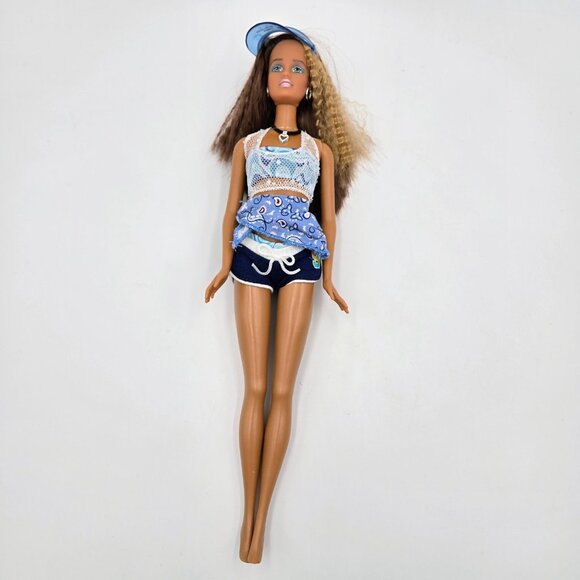Teresa Cali Girl Fashion Barbie Doll 2003 C6463 Mattel Read - Picture 15 of 16